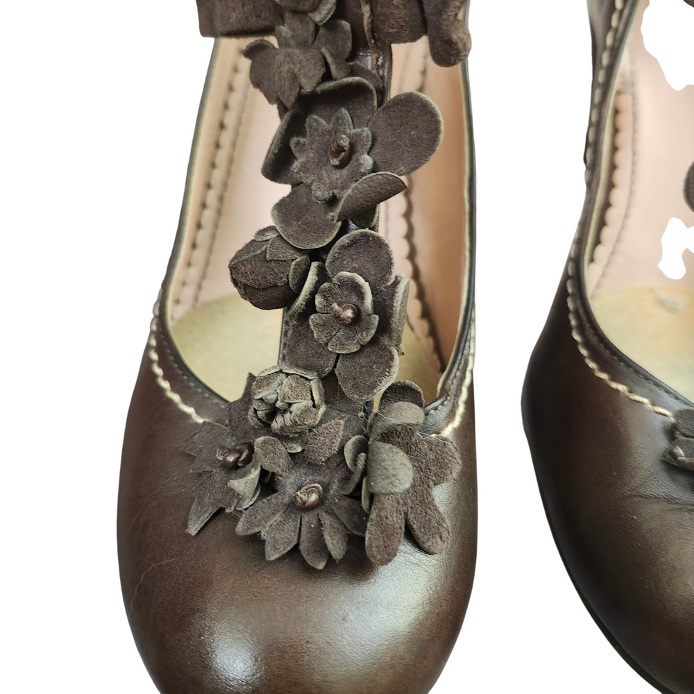 Anthropologie Brown Leather Floral T-Strap Mary Jane Heels Brazil Sz 38 Coquette - Picture 12 of 12
